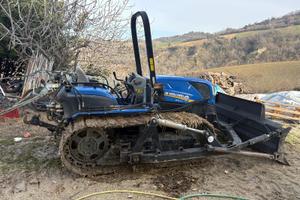 New Holland TK 4 100m