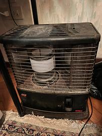 Stufa a combustibile liquido Zibro Komin R50C