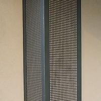 Fioriera verticale ad angolo fissaggio a soffitto