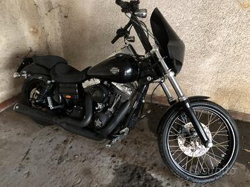 Harley davidson wilde hlide