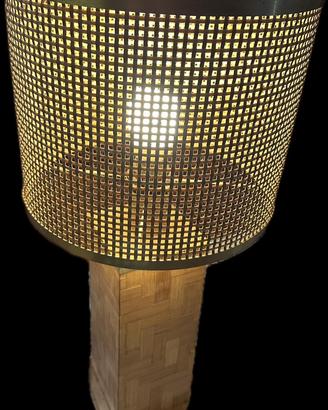 Lampada da tavolo in legno