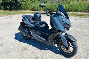 Yamaha Xmax 300 TechMax - Come Nuovo - Trattabile