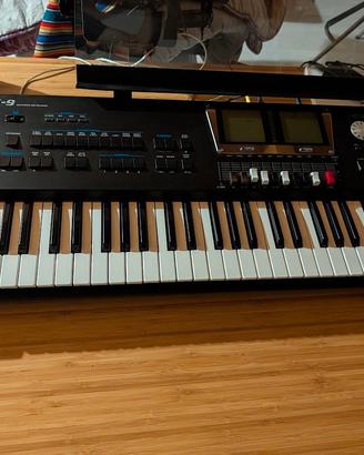 Roland bk9 tastiera arranger usata pochissimo come