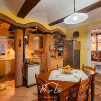 Casa semindipendente nel centro del paese