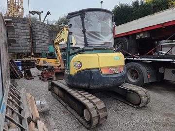 Ecavatore YANNAR