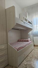 CAMERETTA 2 MOBILI E LETTO A CASTELLO