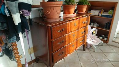 cassettiera in legno 