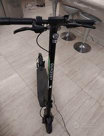 monopattino eletricco 