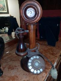 N. 2 telefoni antichi