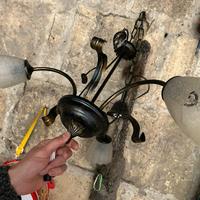 Lampadario in ferro a tre lampade