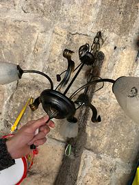 Lampadario in ferro a tre lampade