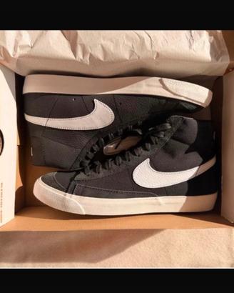 Nike Blazer Mid '77 Vintage – Black/White Leather