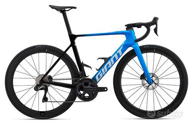 Bici corsa AERO GIANT Propel Advanced Pro 0 Disc