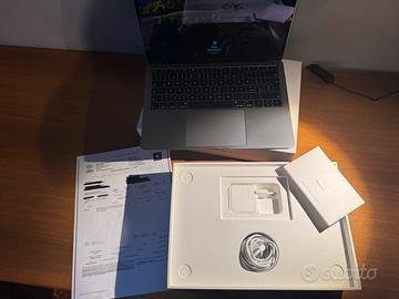 MacBook Air 13 i5 1.6 GHz SSD 128 8GB