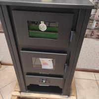 Stufa a legna con forno 