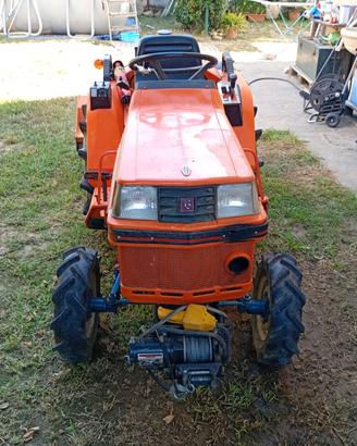 Trattore  kubota bultra B1 15
