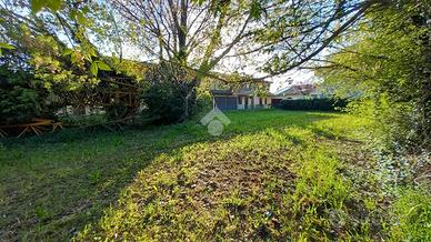 TER. RESIDENZIALE A RUSSI