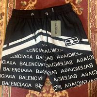 Costume Balenciaga