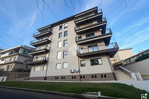 MONOLOCALE A L'AQUILA