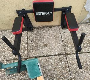Sbarra per trazioni multifunzione  Onetwofit
