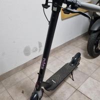 Monopattino elettrico Nilox S1