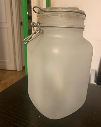 Lampada a forma di barattolo