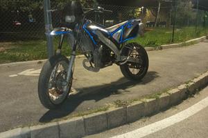 Peugeot XPS 50 SM 2011