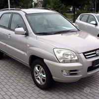 Parabrezza Kia Sportage II serie (04-10)