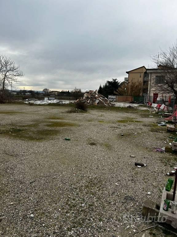 Immobile in asta di 3477 m² a Forlì - Vista 2