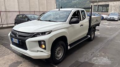 Mitsubishi L200 2.3 D Club Cab 4x4 Easy Select Inf