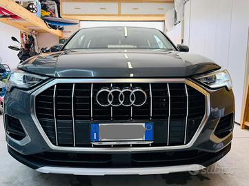 Audi Q3 - Business Advanced 35 2.0 TDI S tronic