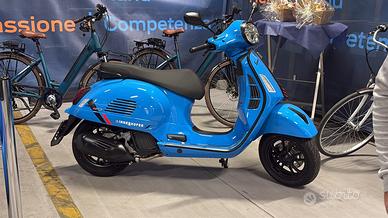 Vespa GTS 125 super sport