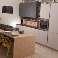 cucina componibile con isola moderna 