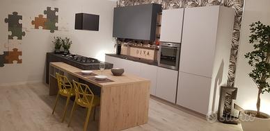 cucina componibile con isola moderna 