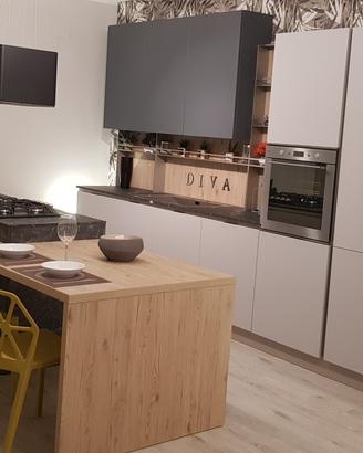 cucina componibile con isola moderna 