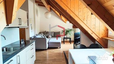 LAGUNDO: Bilocale ultimo piano