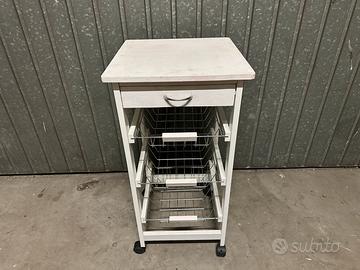 Carrello porta frutta. Zona Rustica