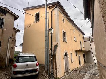 Fabbricato rustico a Zumpano - Via Matteotti