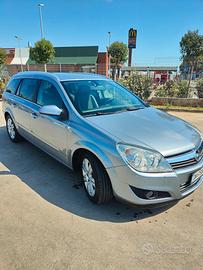 Opel Astra H 1.9 tdi Cosmo SW