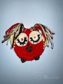 Decorazione a forma di civetta fatta a mano