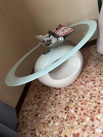 Tavolino in vetro
