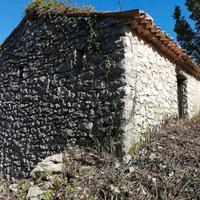 Vendesi Terreno e Fabbricato Rurale