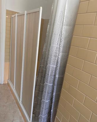 🚿 Paraschizzi / box doccia o vasca pieghevole