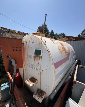 Cisterna gasolio 5.000 litri omologata con erogato