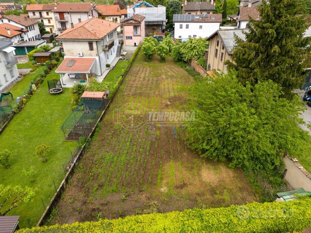 Terreno residenziale a Veduggio con Colzano