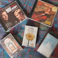 Due CD musicali + tre musicassette