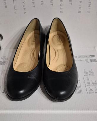 Décolleté GEOX  classico nero 