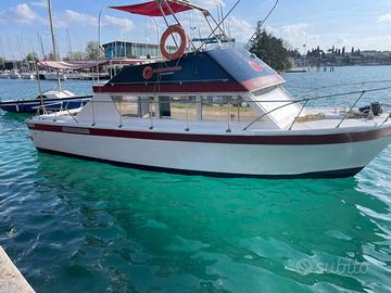 Chris Craft natante flybridge trasporto passeggeri