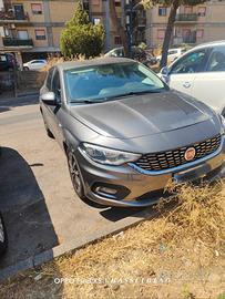 Fiat tipo 2016
