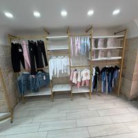 arredamento negozio 